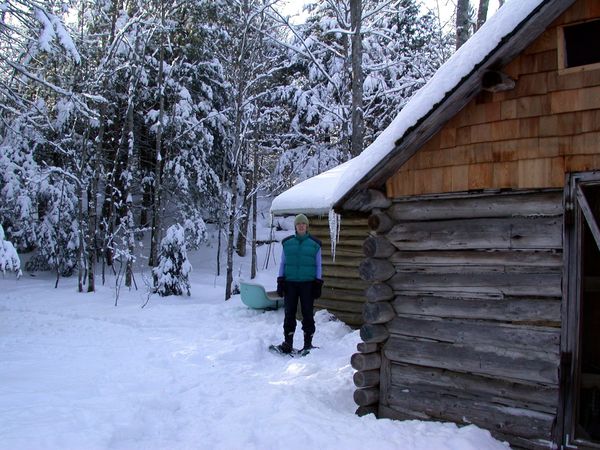 Vittoria ready to snowshoe.