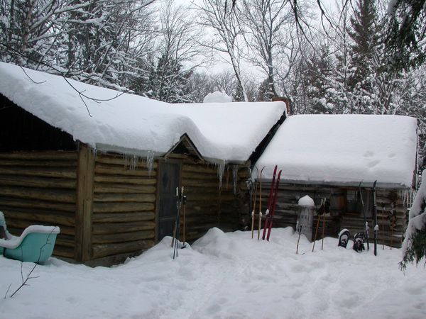 Bunk room and kitchen.