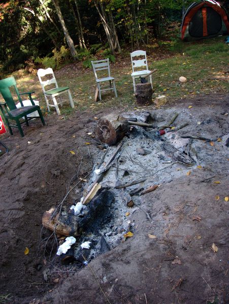 Status of the stump after a night of burning.