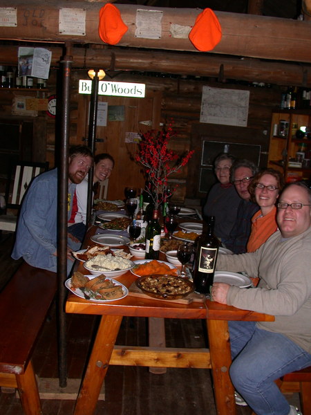 Bill, Vittoria, Rose, Carl, Amelia, and Jon at the dinner table.